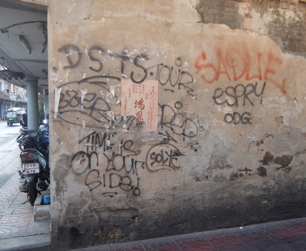 bangkok_graffiti_tags_chinatown (1)