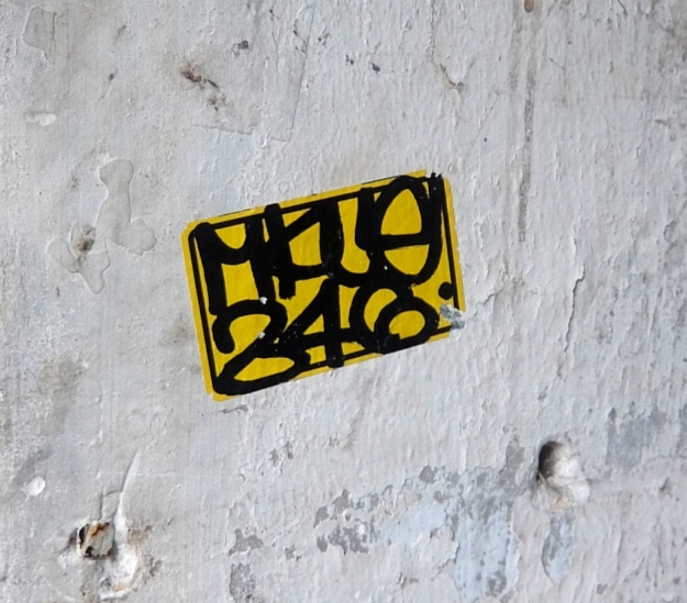 hanoi_graffiti_stickers (6)